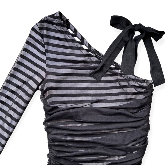 BCBGMaxAzria Black & White Striped Ruched Mesh Bodycon Dress, sz XS - Picture 7 of 14
